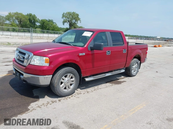 2007 Ford F-150 XLT z VIN 1FTPW14V17KC97464, wystawiony jako IAAI lot #42856960 z przebiegiem 180 194 mil mil oraz . Historia ofert i sprzedaży dostępna na DreamBid. Obrazek 19.