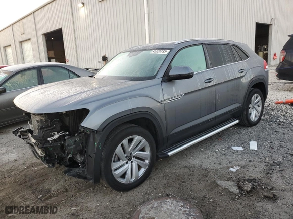2022 Volkswagen Atlas Cross Sport 3.6L V6 SE w/Technology with VIN 1V2JE2CA8NC209285, listed as a Copart auction lot 45026735 with 69,379 mi miles and Non Repairable. Bid and sale history available at carsss.com. Image 1.