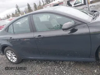 2025 Toyota Camry LE z VIN 4T1DBADK8SU516255, wystawiony jako IAAI lot #41847062 z przebiegiem 4 534 mil mil oraz . Historia ofert i sprzedaży dostępna na DreamBid. Obrazek 14.