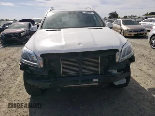 2015 Mercedes-Benz GL-Class GL 350 BlueTEC with VIN 4JGDF2EE8FA552490, listed as a Copart auction lot 71844483 with 137,436 mi miles. Bid and sale history available at carsss.com. Image 5.