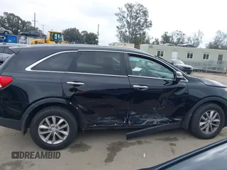 2016 Kia Sorento LX with VIN 5XYPGDA39GG153135, listed as a IAAI auction lot 41903352 with 144,557 mi miles. Bid and sale history available at carsss.com. Image 13.