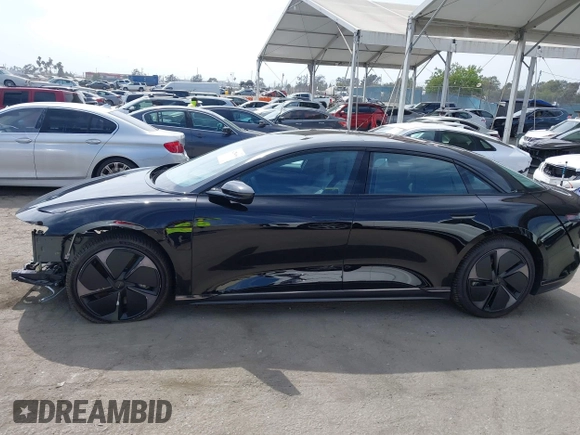 2024 Lucid Air Touring z VIN 50EA1TEAXRA005987, wystawiony jako IAAI lot #42294088 z przebiegiem Nie podano mil oraz . Historia ofert i sprzedaży dostępna na DreamBid. Obrazek 14.