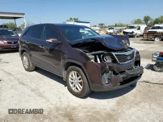 2014 Kia Sorento LX with VIN 5XYKT4A67EG428336, listed as a Copart auction lot 53906355 with 260,530 mi miles and Clean Title. Bid and sale history available at carsss.com. Image 4.