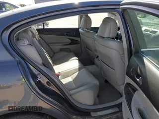 2006 Lexus GS 300 with VIN JTHCH96SX60002204, listed as a IAAI auction lot 42113496 with 231,140 mi miles. Bid and sale history available at carsss.com. Image 8.