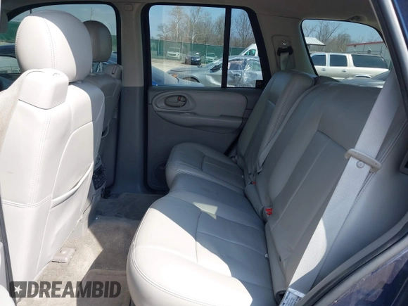 2008 Chevrolet TrailBlazer LT w/3LT with VIN 1GNDT13SX82238036, listed as a IAAI auction lot 41787961 with 188,670 mi miles. Bid and sale history available at carsss.com. Image 8.