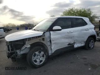 2020 Hyundai Venue SE z VIN KMHRB8A36LU028919, wystawiony jako Copart lot #53451275 z przebiegiem 56 821 mil mil oraz Szkoda całkowita • Salvage title. Historia ofert i sprzedaży dostępna na DreamBid. Obrazek 1.