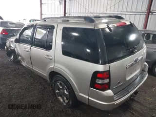 2006 Ford Explorer Limited with VIN 1FMEU75896UA47400, listed as a IAAI auction lot 41827993 with 243,344 mi miles and . Bid and sale history available at DreamBid. Image 3.