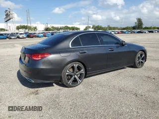 2022 Mercedes-Benz C 300 z VIN W1KAF4GB7NR041381, wystawiony jako Copart lot #52912145 z przebiegiem 88 668 mil mil oraz Czysty tytuł • Clean title. Historia ofert i sprzedaży dostępna na DreamBid. Obrazek 3.
