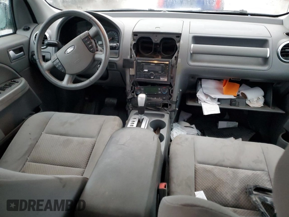 2005 Ford Freestyle SEL with VIN 1FMZK02125GA24706, listed as a Copart auction lot 83833424 with 0 mi miles and Salvage Title. Bid and sale history available at carsss.com. Image 8.