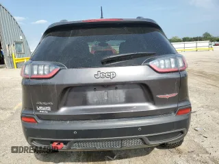 2020 Jeep Cherokee Trailhawk Elite z VIN 1C4PJMBN1LD534178, wystawiony jako Copart lot #68252364 z przebiegiem 85 946 mil mil oraz Szkoda całkowita • Salvage title. Historia ofert i sprzedaży dostępna na DreamBid. Obrazek 6.