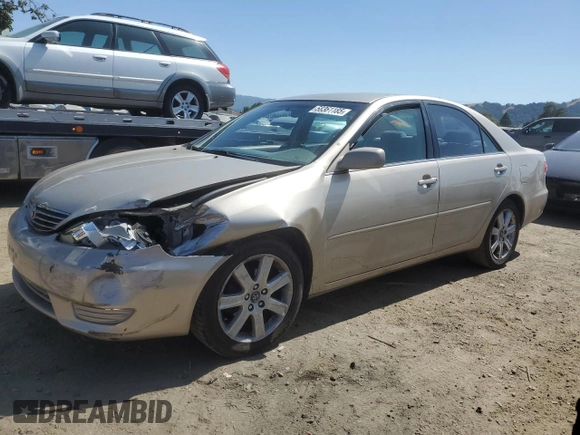 2005 Toyota Camry STD z VIN 4T1BE32K05U396288, wystawiony jako Copart lot #58361185 z przebiegiem 227 110 mil mil oraz Szkoda całkowita • Salvage title. Historia ofert i sprzedaży dostępna na DreamBid. Obrazek 1.