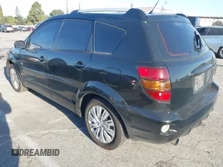 2005 Pontiac Vibe with VIN 5Y2SL63825Z452555, listed as a IAAI auction lot 41830233 with 299,999 mi miles. Bid and sale history available at carsss.com. Image 3.