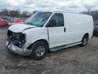 2015 GMC Savana Cargo Van with VIN 1GTW7FCF4F1900721, listed as a IAAI auction lot 41721202 with 228,699 mi miles. Bid and sale history available at carsss.com. Image 13.