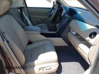 2013 Honda Pilot EX-L с VIN 5FNYF3H58DB002332, выставлен на аукционе IAAI как лот 42086390 с пробегом 107 597 миль миль и . История ставок и продаж доступна на DreamBid. Изображение 5.