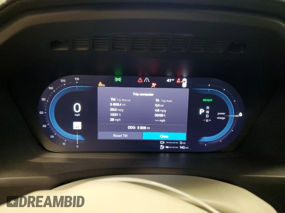2024 Volvo XC90 Ultimate Bright Theme z VIN YV4H60CF4R1255384, wystawiony jako Copart lot #42584625 z przebiegiem 5 806 mil mil oraz Szkoda całkowita • Salvage title. Historia ofert i sprzedaży dostępna na DreamBid. Obrazek 9.