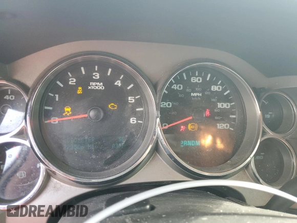 2013 Chevrolet Silverado 1500 LT with VIN 3GCPKSE79DG114204, listed as a Copart auction lot 44384635 with 223,506 mi miles and Salvage Title. Bid and sale history available at DreamBid. Image 9.