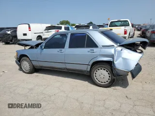 1986 Mercedes-Benz 190 with VIN WDBDA24D4GF155793, listed as a Copart auction lot 68599054 with 193,233 mi miles and Clean Title. Bid and sale history available at carsss.com. Image 2.