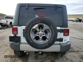 2018 Jeep Wrangler JK Unlimited Sahara with VIN 1C4HJWEG0JL923653, listed as a Copart auction lot 82151514 with 108,737 mi miles and Non Repairable. Bid and sale history available at carsss.com. Image 6.