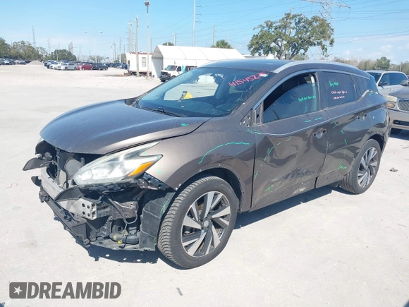 2015 Nissan Murano Platinum z VIN 5N1AZ2MG7FN230347, wystawiony jako IAAI lot #41545220 z przebiegiem 134 435 mil mil oraz . Historia ofert i sprzedaży dostępna na DreamBid. Obrazek 2.