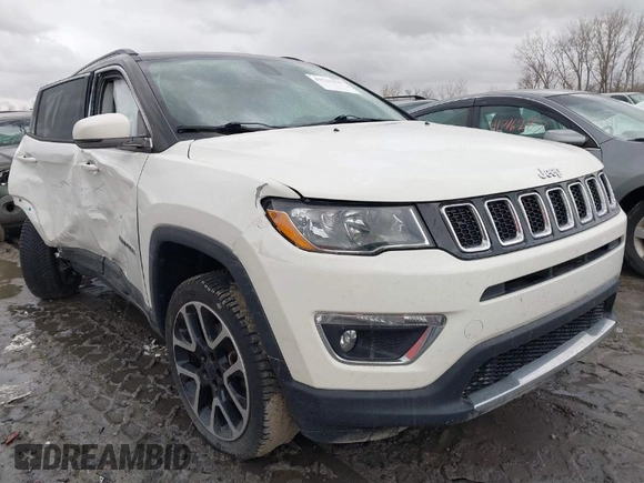 2018 Jeep Compass Limited with VIN 3C4NJDCBXJT350246, listed as a IAAI auction lot 41711327 with 112,364 mi miles. Bid and sale history available at carsss.com. Image 1.