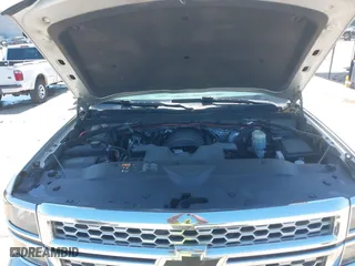 2015 Chevrolet Silverado 1500 LT with VIN 3GCPCRECXFG444827, listed as a IAAI auction lot 41928564 with 146,167 mi miles. Bid and sale history available at carsss.com. Image 10.