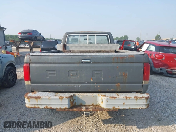1987 Ford F-250 with VIN 1FTFF25N7HPA33055, listed as a IAAI auction lot 42492336 with 457,819 mi miles and . Bid and sale history available at DreamBid. Image 17.