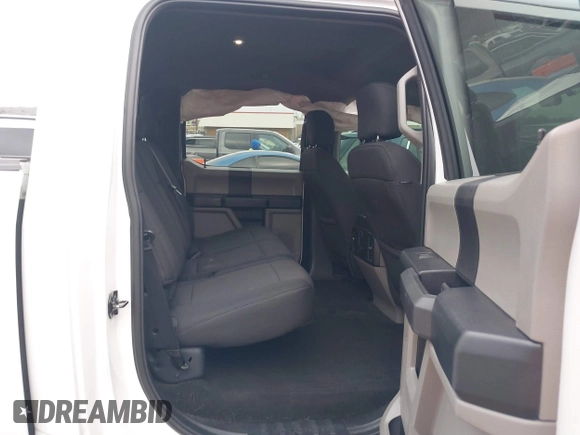 2018 Ford F-150 XL with VIN 1FTEW1EP4JFD42727, listed as a IAAI auction lot 41209698 with 131,234 mi miles. Bid and sale history available at carsss.com. Image 8.
