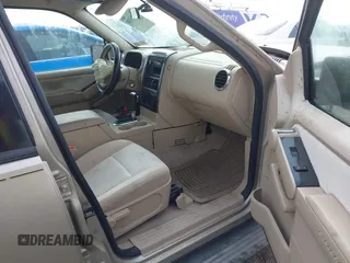 2006 Ford Explorer XLT with VIN 1FMEU73E46UA11137, listed as a IAAI auction lot 41995188 with 166,874 mi miles. Bid and sale history available at carsss.com. Image 5.