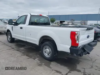 2019 Ford Super Duty F-250 SRW XL with VIN 1FTBF2A65KEC88948, listed as a IAAI auction lot 41273042 with 148,467 mi miles. Bid and sale history available at carsss.com. Image 3.