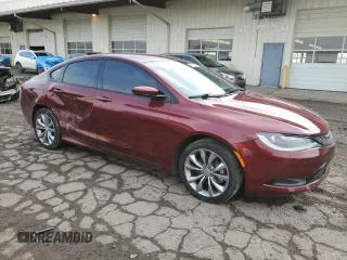 2016 Chrysler 200 S with VIN 1C3CCCBB8GN184965, listed as a Copart auction lot 46622255 with 39,643 mi miles and Salvage Title. Bid and sale history available at carsss.com. Image 4.