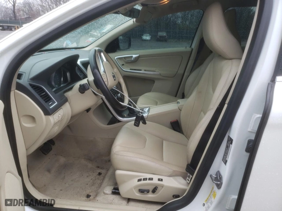 2016 Volvo XC60 T6 Drive-E with VIN YV449MDK4G2785869, listed as a Copart auction lot 78851263 with 112,085 mi miles. Bid and sale history available at carsss.com. Image 7.