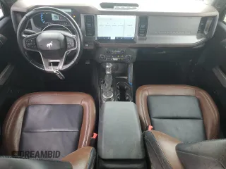 2023 Ford Bronco z VIN 1FMEE5DP3PLB59482, wystawiony jako Copart lot #59725815 z przebiegiem 54 741 mil mil oraz Szkoda całkowita • Salvage title. Historia ofert i sprzedaży dostępna na DreamBid. Obrazek 8.