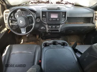 2022 Ram 2500 Tradesman z VIN 3C6UR4HJ6NG311020, wystawiony jako Copart lot #65803104 z przebiegiem Nie podano mil oraz Nie do naprawy • Non repairable. Historia ofert i sprzedaży dostępna na DreamBid. Obrazek 8.