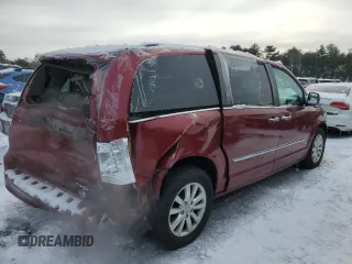 2016 Chrysler Town & Country Limited Platinum with VIN 2C4RC1GG8GR121964, listed as a Copart auction lot 89053505 with 204,277 mi miles and Salvage Title. Bid and sale history available at carsss.com. Image 3.