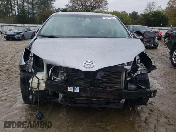 2011 Toyota Sienna XLE AAS with VIN 5TDYK3DC3BS097987, listed as a Copart auction lot 53044035 with 45,865 mi miles and Salvage Title. Bid and sale history available at carsss.com. Image 5.