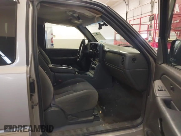 2004 Chevrolet Silverado 1500 with VIN 1GCEK19T84E178573, listed as a IAAI auction lot 41602060 with 212,900 mi miles and . Bid and sale history available at DreamBid. Image 5.