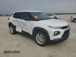 2021 Chevrolet TrailBlazer LS with VIN KL79MMS27MB033828, listed as a Copart auction lot 46075424 with 28,882 mi miles and . Bid and sale history available at DreamBid. Image 4.