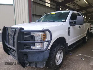 2018 Ford F-250 XL with VIN 1FT7X2B66JEC27091, listed as a IAAI auction lot 42777784 with 179,289 mi miles and . Bid and sale history available at DreamBid. Image 16.