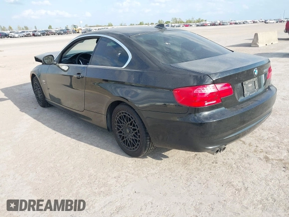 2013 BMW 3 Series 328i xDrive with VIN WBAKF3C56DJ385545, listed as a IAAI auction lot 40735031 with 156,826 mi miles. Bid and sale history available at carsss.com. Image 3.