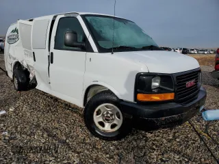 2007 GMC Savana Cargo Van with VIN 1GTFG15X671172541, listed as a Copart auction lot 86310954 with 163,795 mi miles and Salvage Title. Bid and sale history available at carsss.com. Image 4.