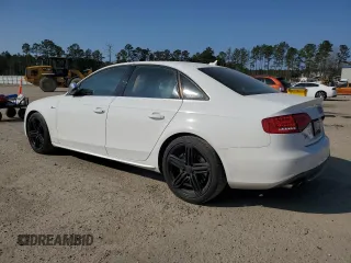 2011 Audi S4 Premium Plus z VIN WAUBGAFL7BA061061, wystawiony jako Copart lot #43745605 z przebiegiem 133 614 mil mil oraz Szkoda całkowita • Salvage title. Historia ofert i sprzedaży dostępna na DreamBid. Obrazek 2.