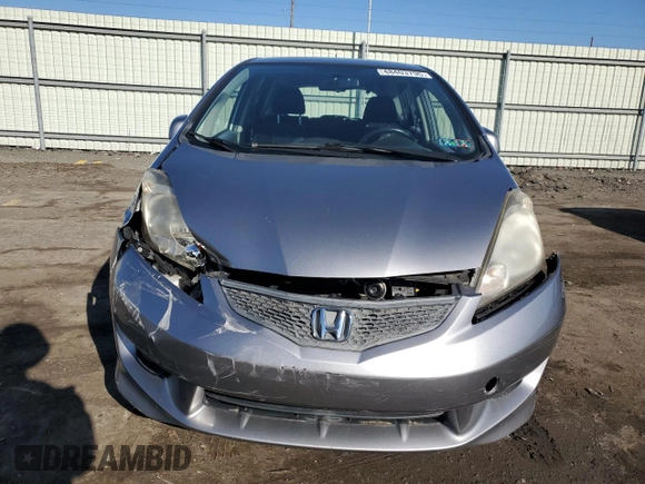 2009 Honda Fit Sport w/Navi with VIN JHMGE88639S020590, listed as a Copart auction lot 48403795 with 0 mi miles and Salvage Title. Bid and sale history available at carsss.com. Image 5.