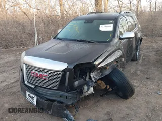 2013 GMC Terrain Denali z VIN 2GKALYEK1D6143920, wystawiony jako IAAI lot #41796800 z przebiegiem 157 244 mil mil oraz . Historia ofert i sprzedaży dostępna na DreamBid. Obrazek 2.