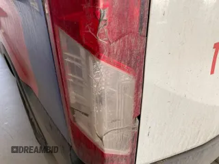 2019 Ford Transit с VIN 1FTYE1CM2KKA70065, выставлен на аукционе IAAI как лот 42569466 с пробегом 194 743 миль миль и . История ставок и продаж доступна на DreamBid. Изображение 32.