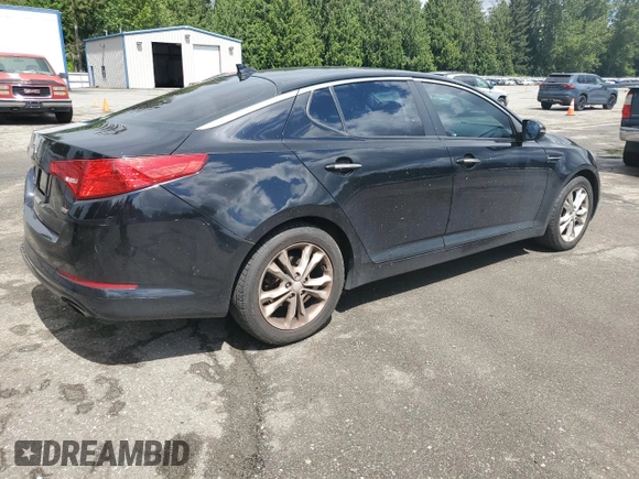 2013 Kia Optima LX z VIN 5XXGM4A79DG144608, wystawiony jako Copart lot #57461585 z przebiegiem 120 677 mil mil oraz Szkoda całkowita • Salvage title. Historia ofert i sprzedaży dostępna na DreamBid. Obrazek 3.