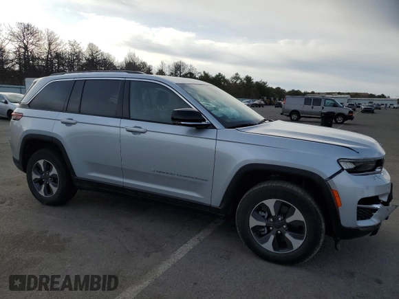 2022 Jeep Grand Cherokee with VIN 1C4RJYB66N8757210, listed as a Copart auction lot 50092995 with 11,087 mi miles and Salvage title. Bid and sale history available at DreamBid. Image 4.