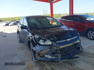 2013 Ford Escape SE с VIN 1FMCU0G99DUD53675, выставлен на аукционе IAAI как лот 38944792 с пробегом 187 801 миль миль и . История ставок и продаж доступна на DreamBid. Изображение 1.