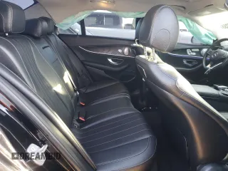 2018 Mercedes-Benz E 300 with VIN WDDZF4KB5JA370390, listed as a Copart auction lot 51099755 with 40,295 mi miles and Salvage title. Bid and sale history available at DreamBid. Image 10.