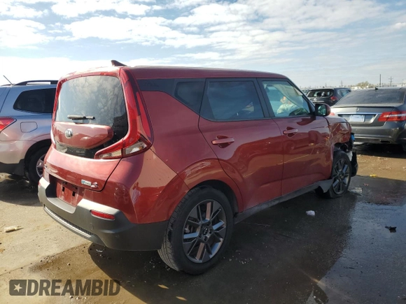 2021 Kia Soul LX with VIN KNDJ23AU4M7793074, listed as a Copart auction lot 48712275 with 64,483 mi miles and Salvage Title. Bid and sale history available at carsss.com. Image 3.
