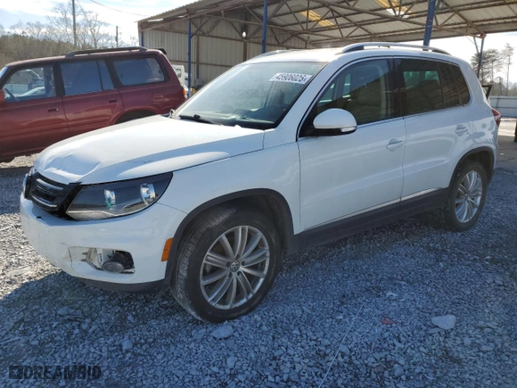 2015 Volkswagen Tiguan S with VIN WVGAV7AXXFW576514, listed as a Copart auction lot 45906025 with 90,302 mi miles and Salvage Title. Bid and sale history available at carsss.com. Image 1.